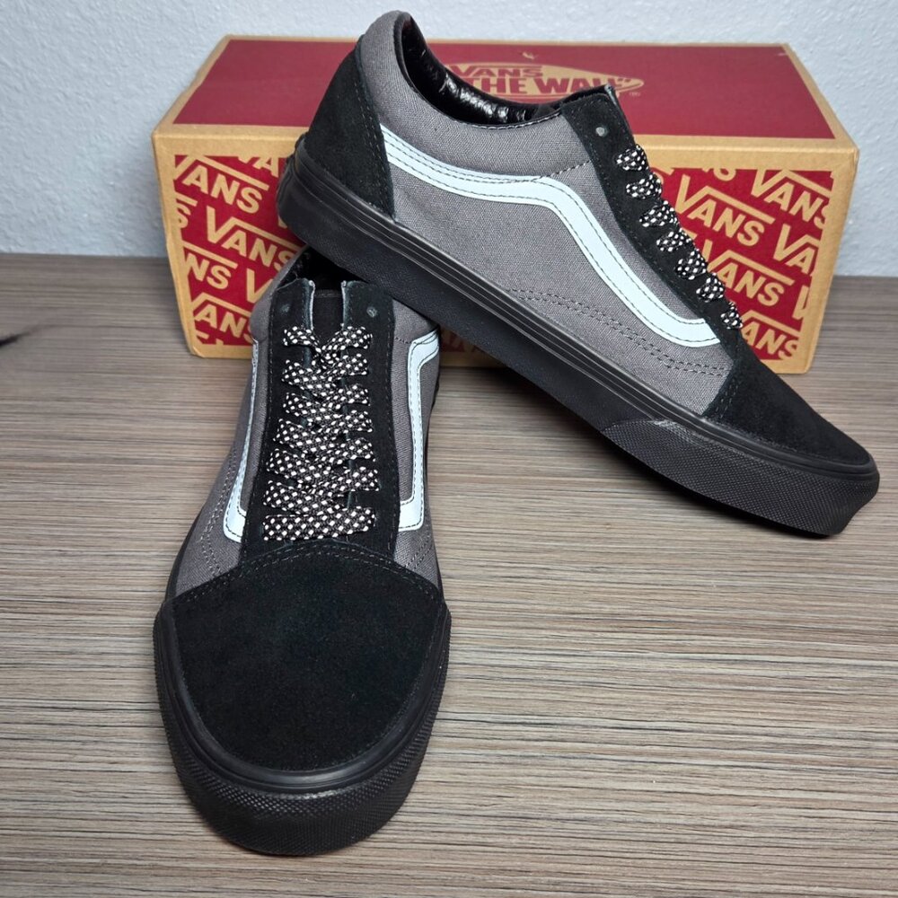 NEW!!! Vans Old Skool Reflective Stripe, Black/Gray - Size: 7 (Y) 7 (W) 5.5 (M)